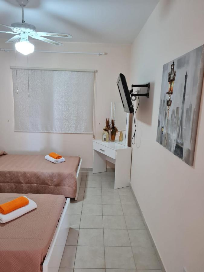 Stay Ocean Apartment Paphos Buitenkant foto