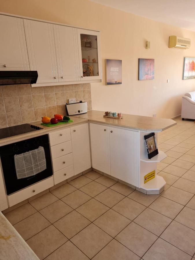 Stay Ocean Apartment Paphos Buitenkant foto